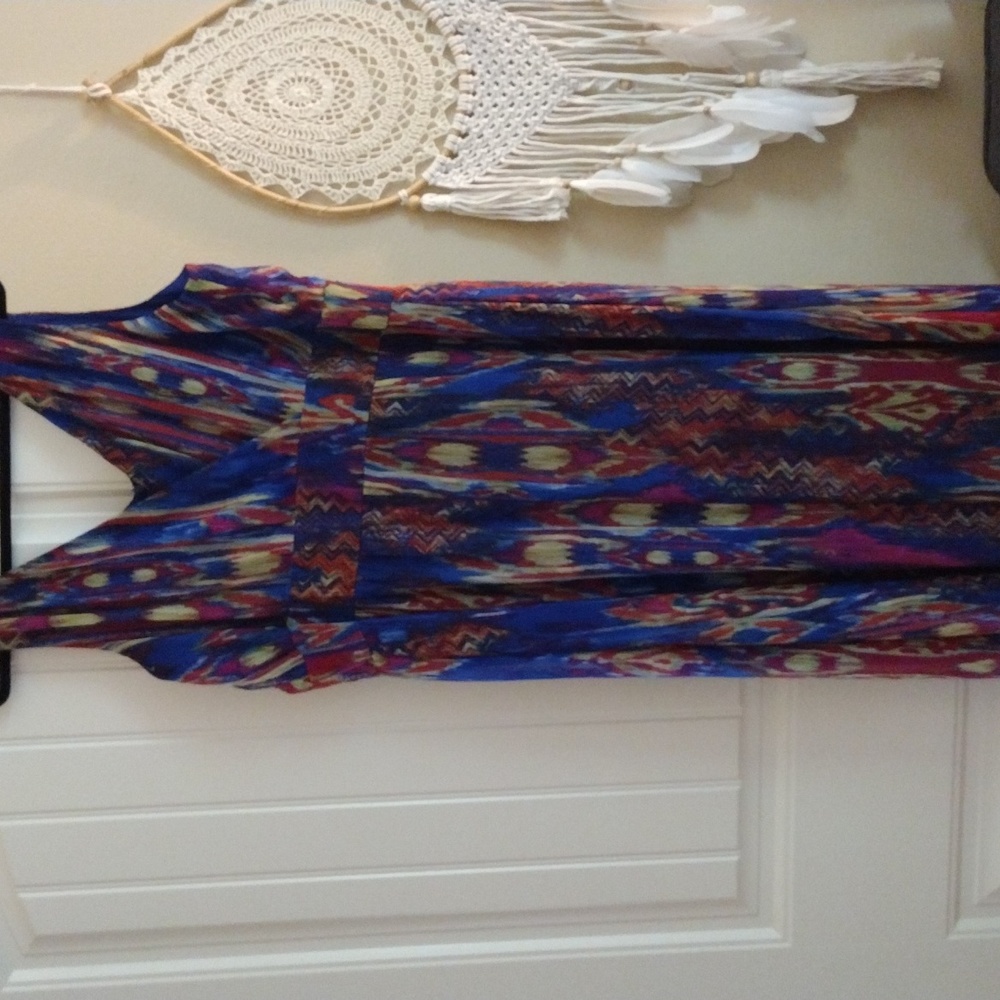 Clothes - Picture 4 of 4